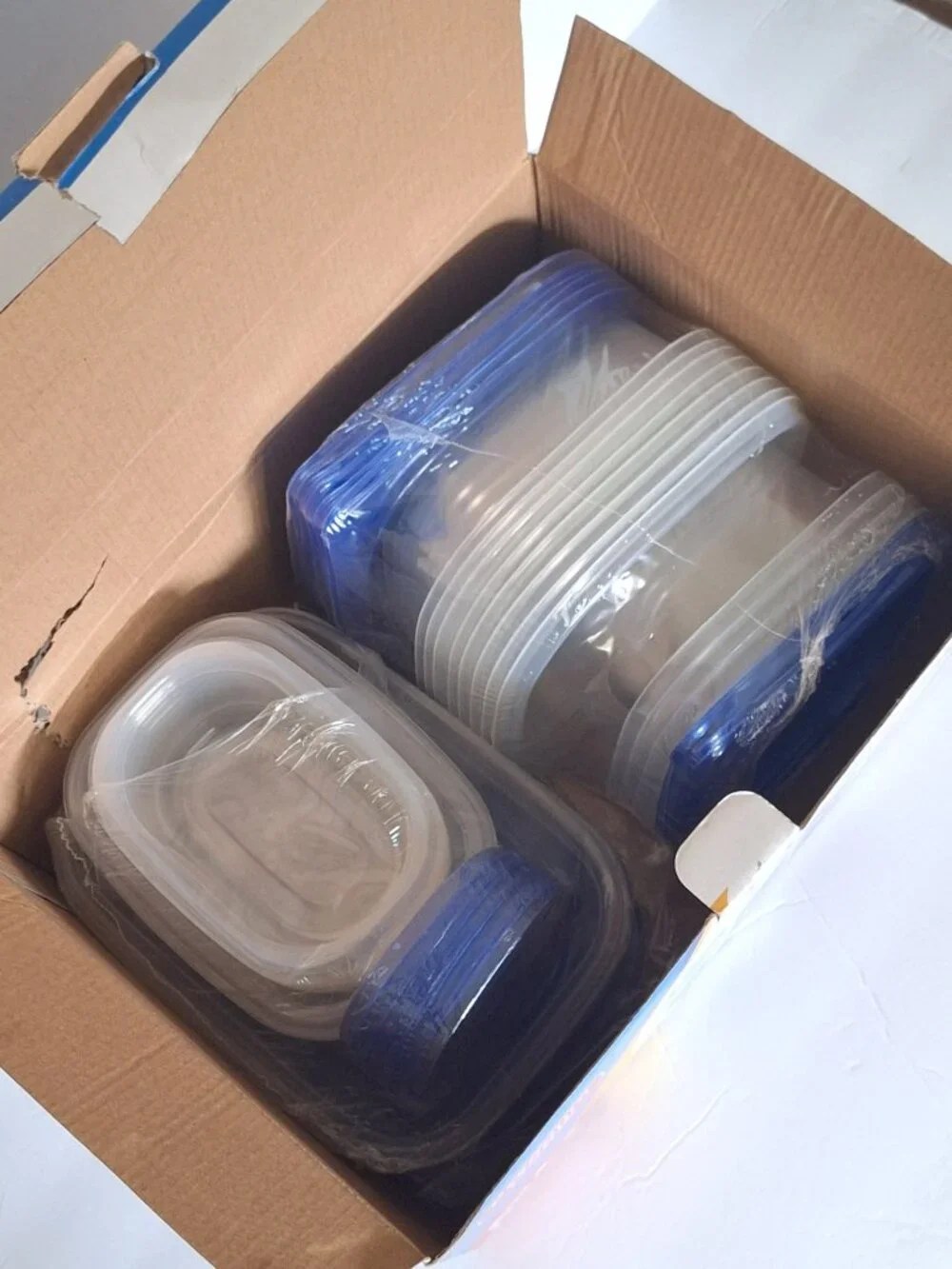 NIB 50 Piece Food Storage Container Set Lids & Bases